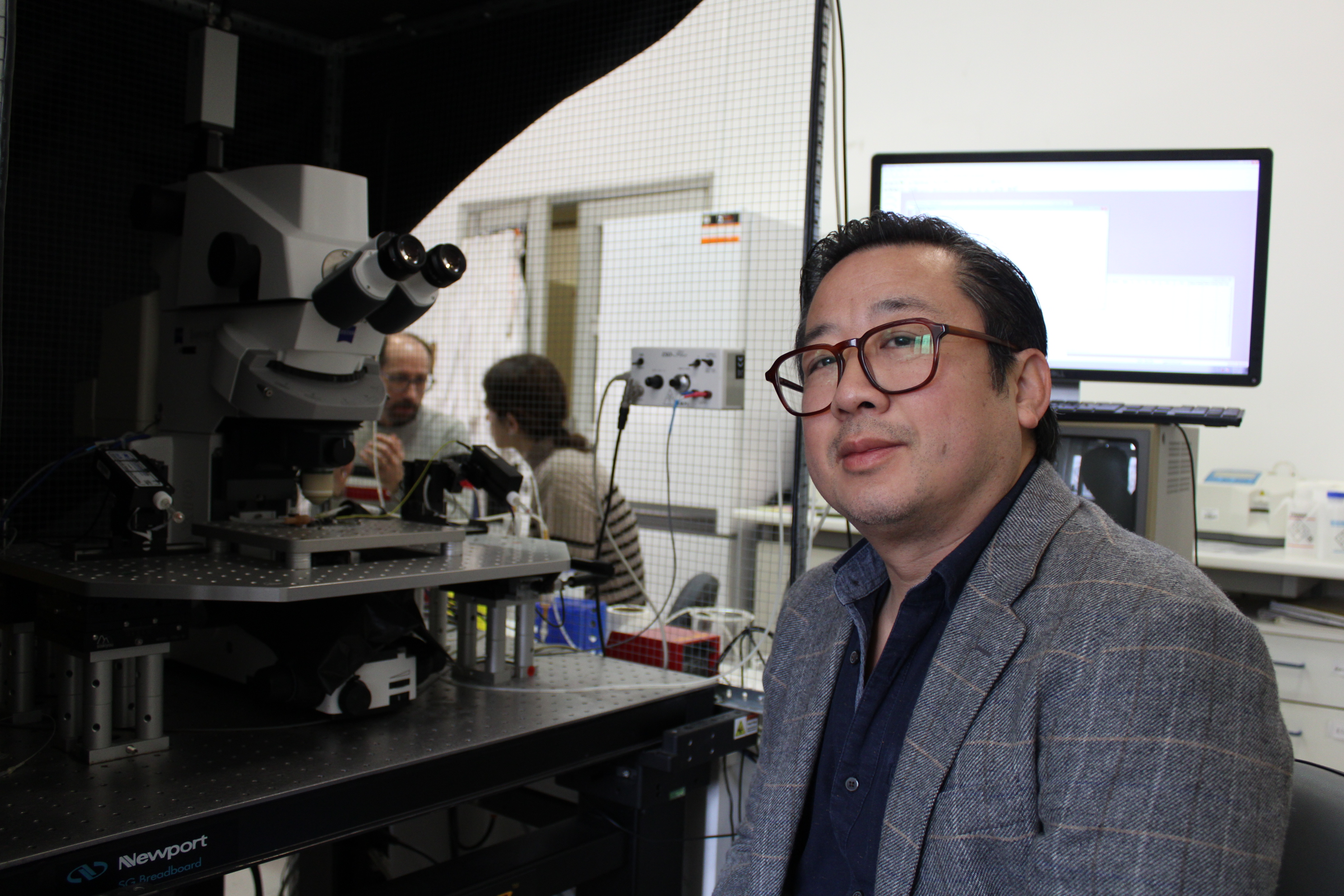 Scientist Quan Zhang in the laboratory he is establishing at CNC-UC